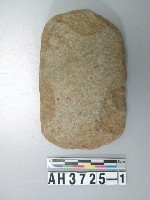 藏品(磨製石斧)的圖片